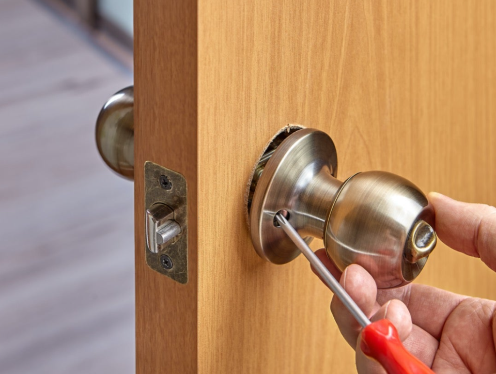 install a knob lock